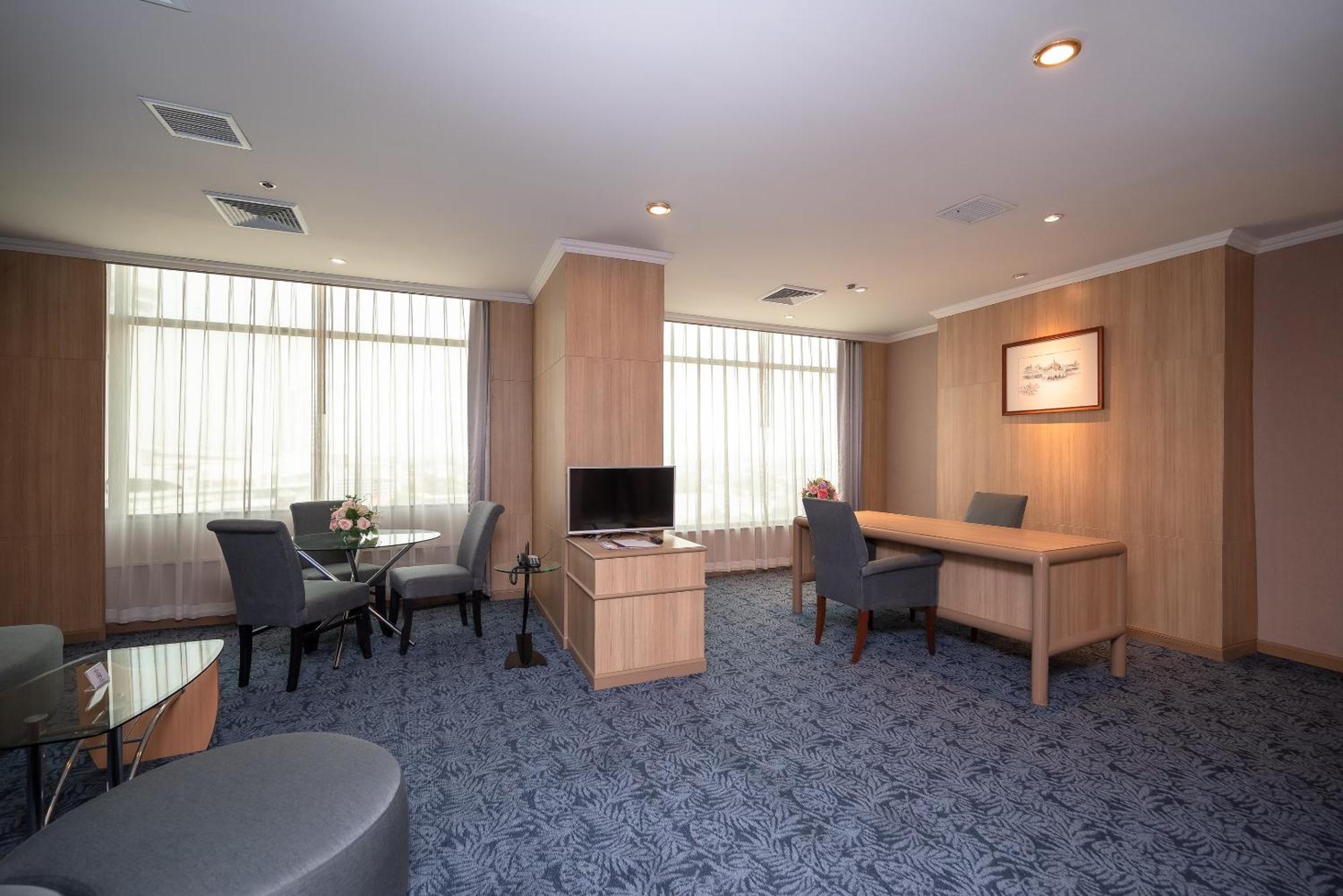 Nakhonratchasima Fortune Hotel Korat- Sha Plus מראה חיצוני תמונה