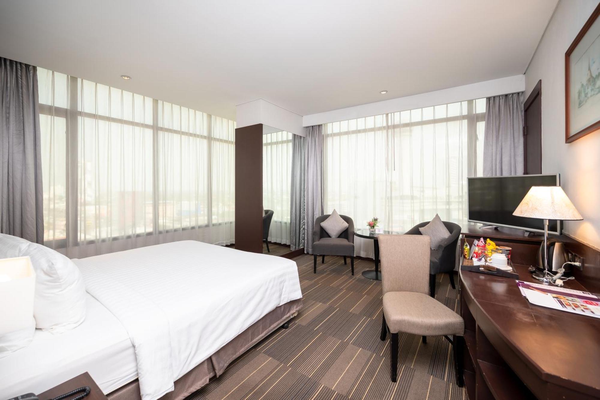 Nakhonratchasima Fortune Hotel Korat- Sha Plus מראה חיצוני תמונה